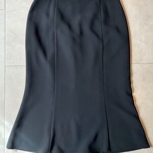 Elegant Black Women's Skirt